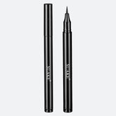 Smooth and Quick-Drying Eyeliner Does Not Leak Ink and Lasts