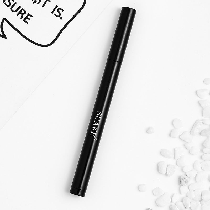 Smooth and Quick-Drying Eyeliner Does Not Leak Ink and Lasts